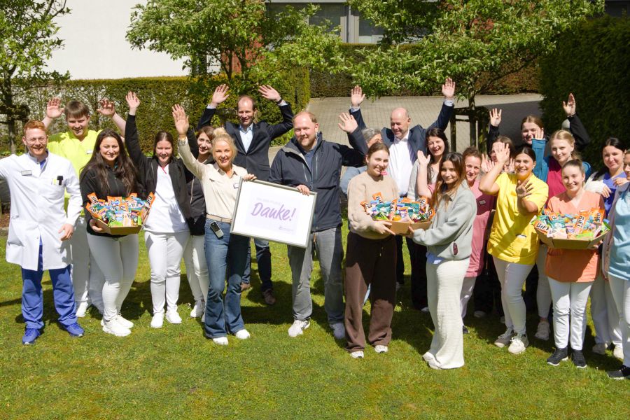 Große Fotoaktion und Preisverleihung zum Tag der Pflege im St. Antonius-Hospital Gronau.
